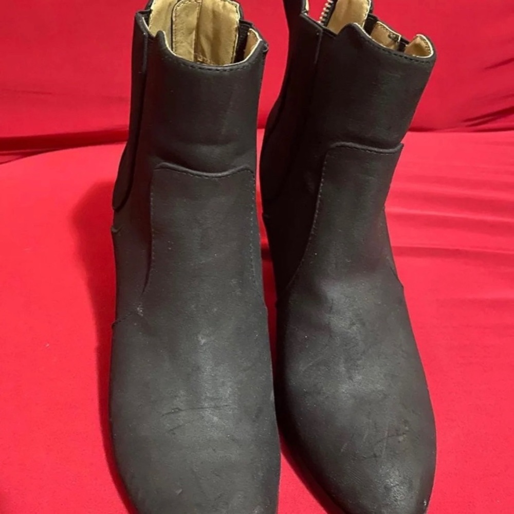 Women’s boots